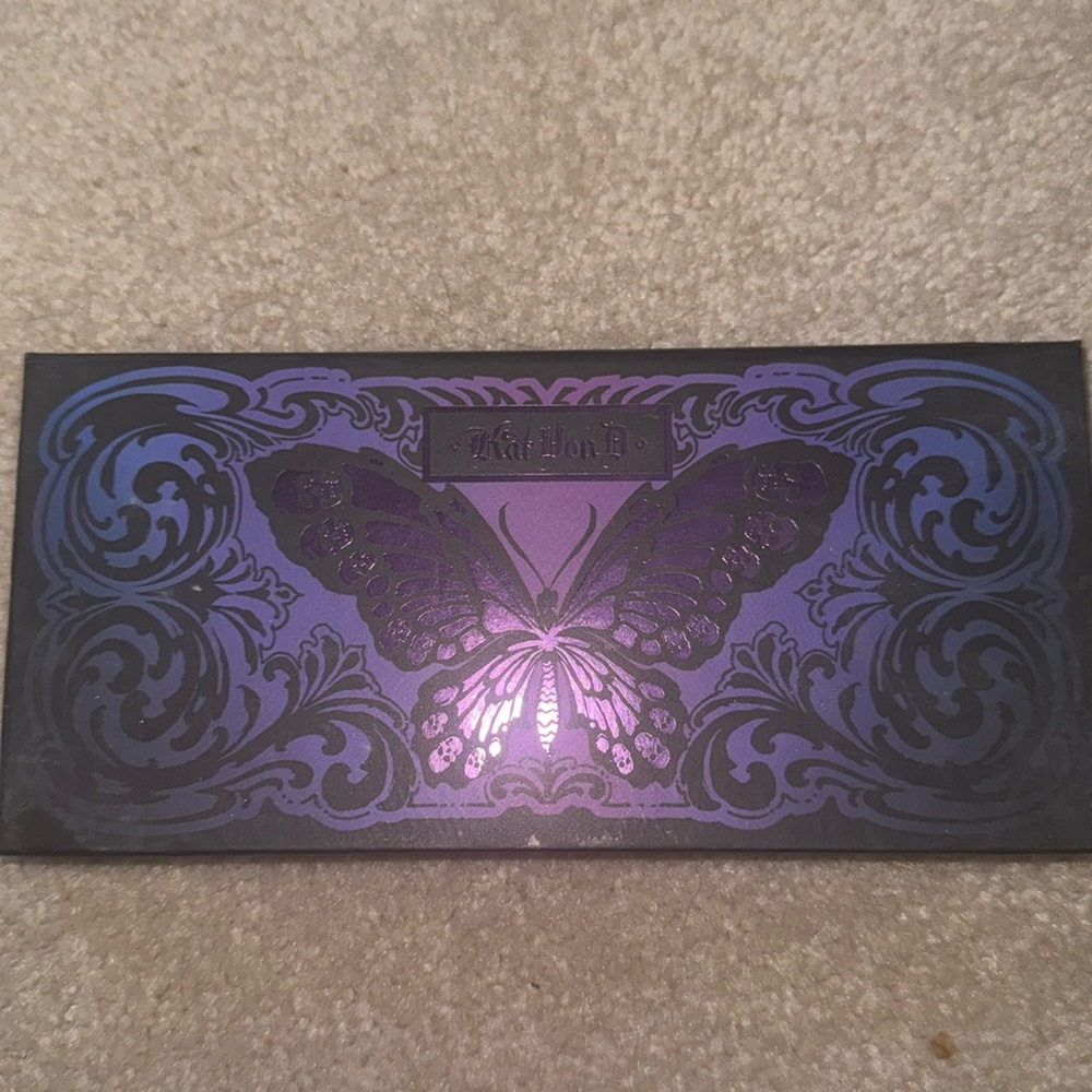 Brand new Kat Von d chrysalis eyeshadow palette